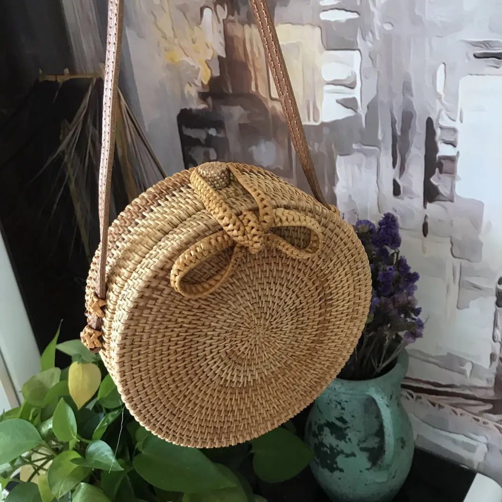 Bohemian Circular Beach Bag Hand Woven Straw   Round Butterfly Rattan buckle with real leather strap