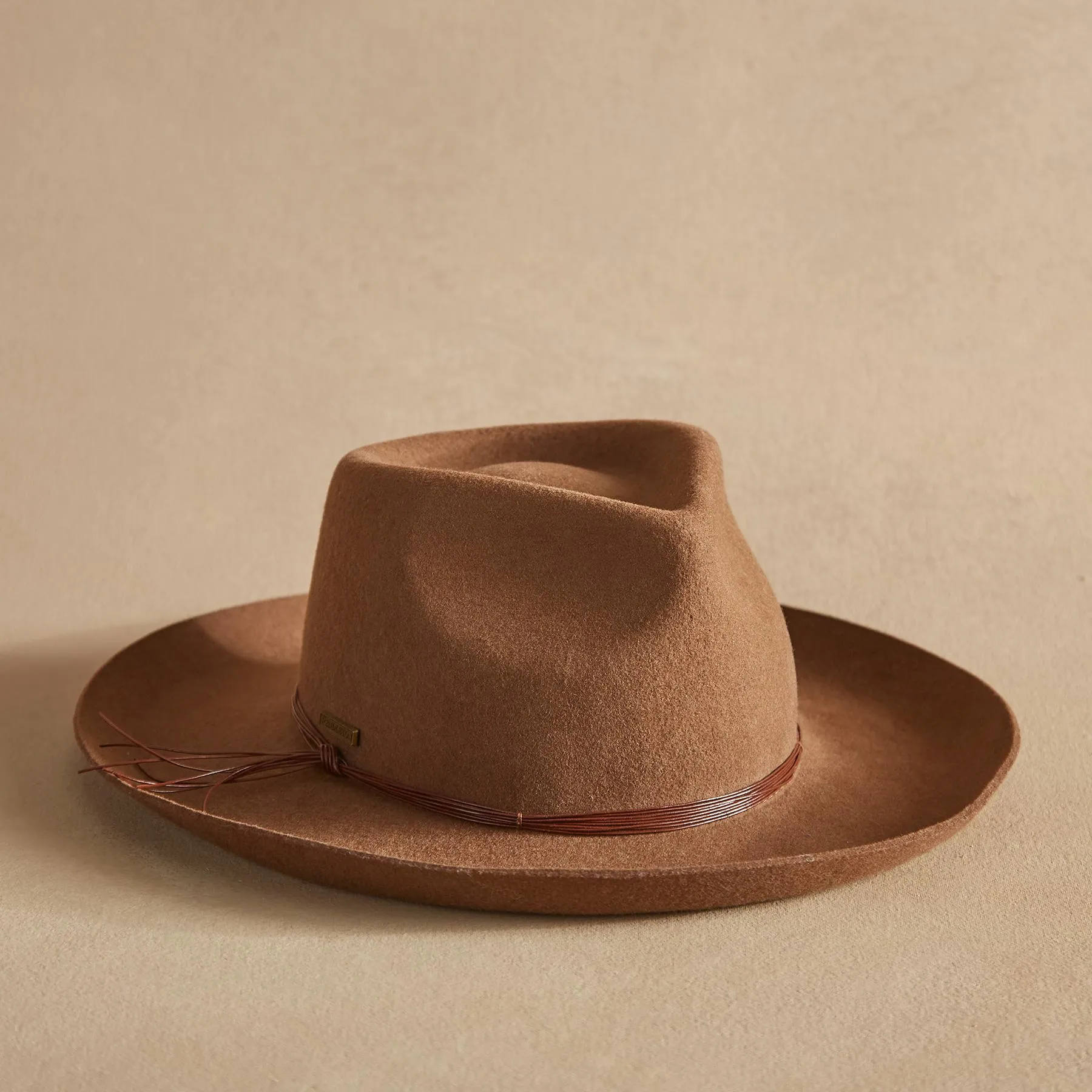 Cassandra Hat