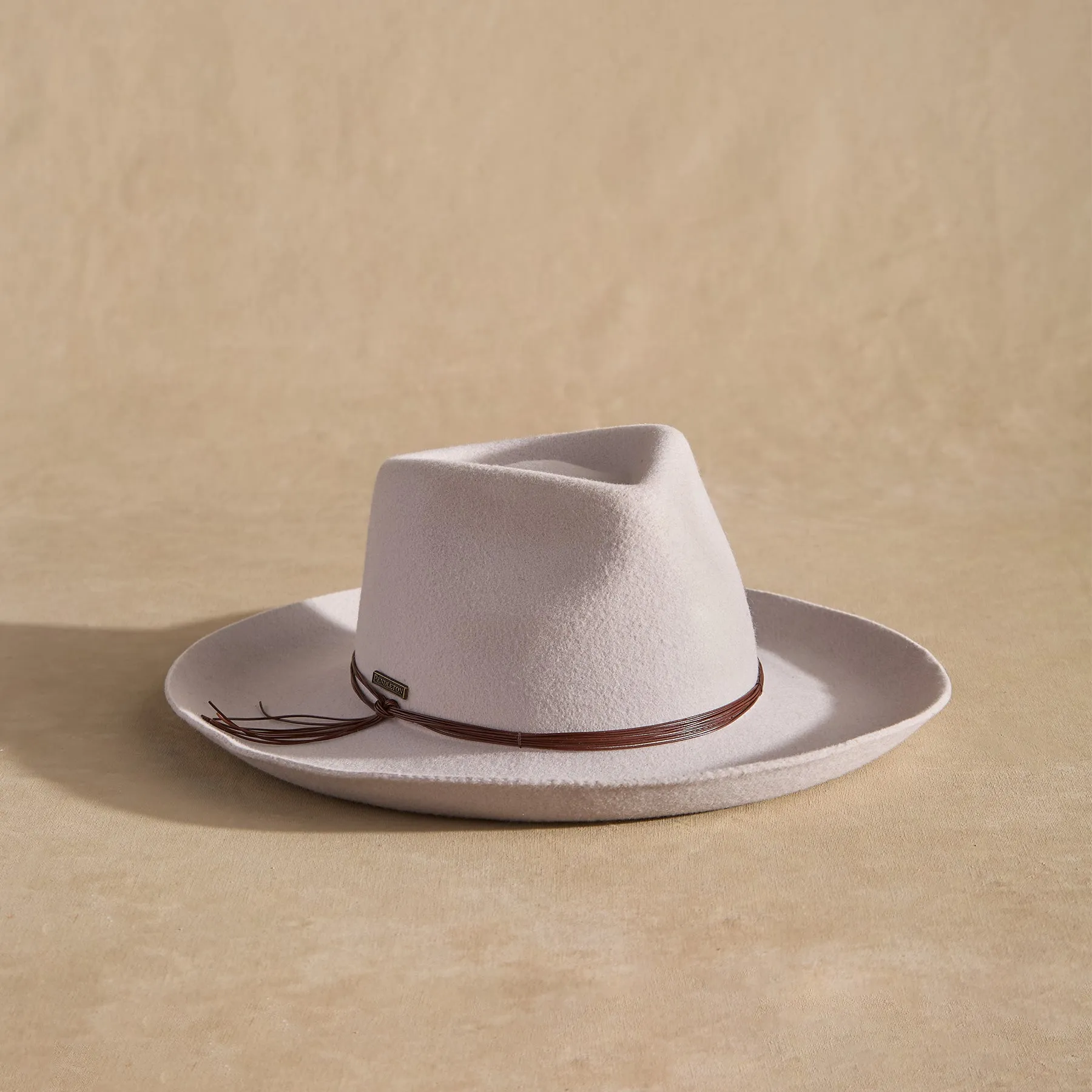 Cassandra Hat