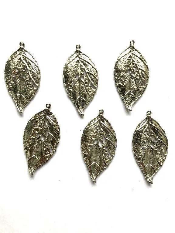 Silver Metal Leaf Pendant (50x25 mm)