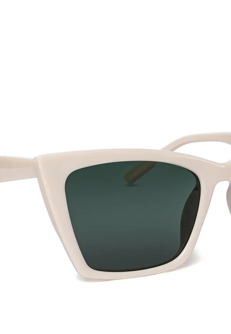 The Dramatic Cat Eye Sunglasses