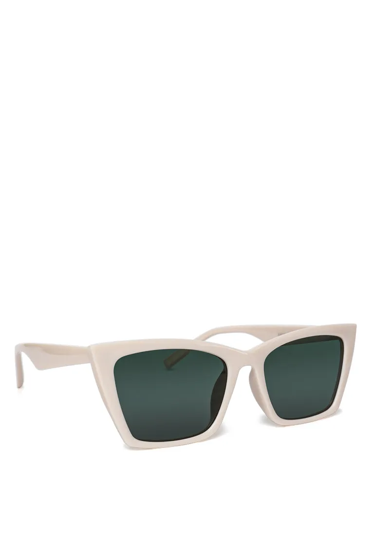 The Dramatic Cat Eye Sunglasses