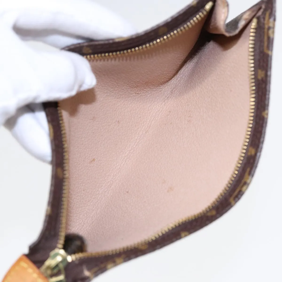 Trendy Inspired Louis Vuitton Monogram Bucket Gm Pouch Accessory Pouch Lv Auth 86607