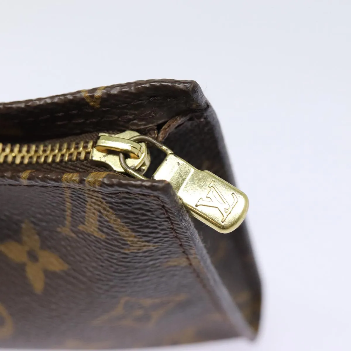 Trendy Inspired Louis Vuitton Monogram Bucket Gm Pouch Accessory Pouch Lv Auth Hk1597
