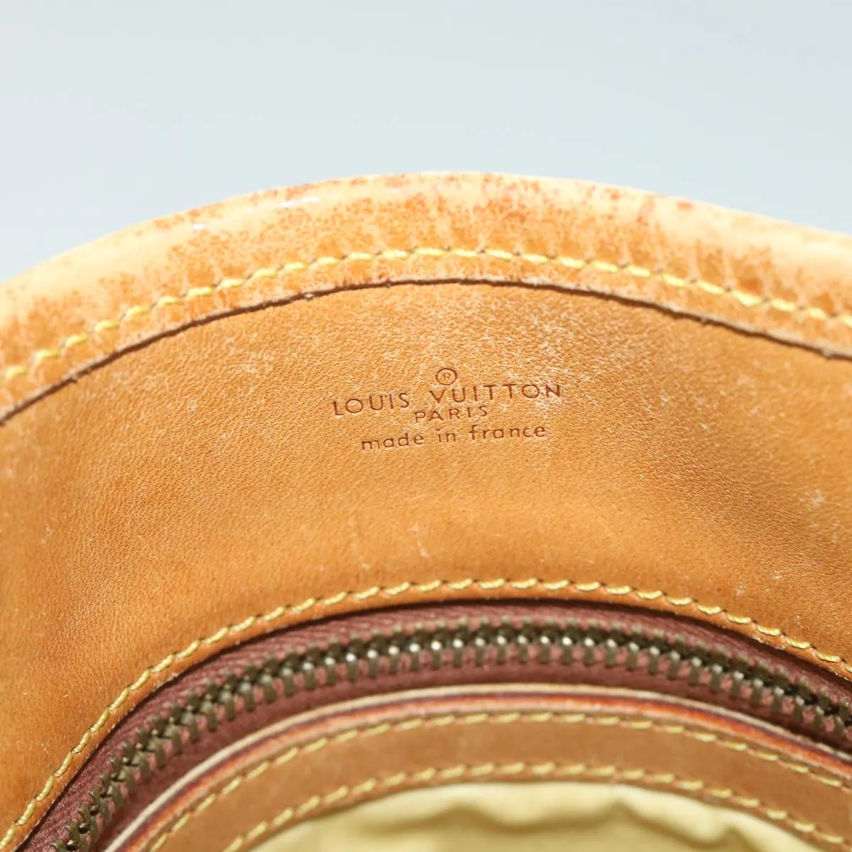 Trendy Inspired Louis Vuitton Monogram Bucket Pm Shoulder Bag M42238 Lv Auth Bs9633